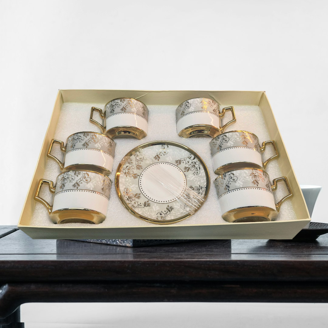 1 Set Luxury Gold-Rimmed Ceramic Cups and Saucers 6 Cups 6 Saucers